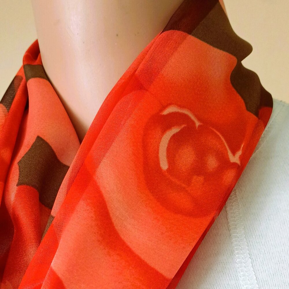 Perry Ellis Square Floral Scarf 40" x 40" Women's Orange & Brown Silky Feel - Picture 4 of 10